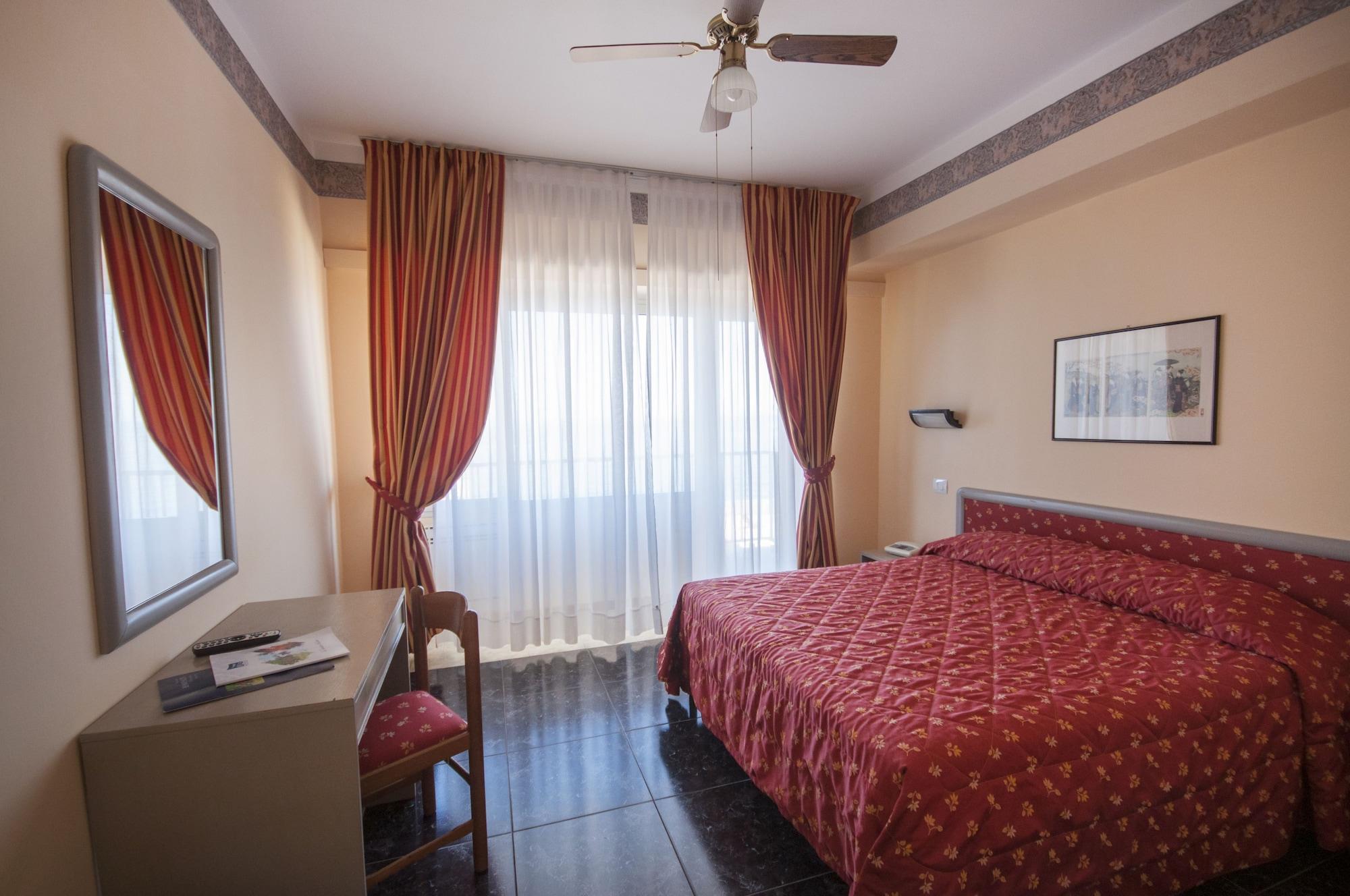 Hotel Villa Margherita Ladispoli Exterior photo