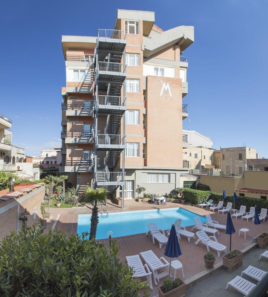 Hotel Villa Margherita Ladispoli Exterior photo