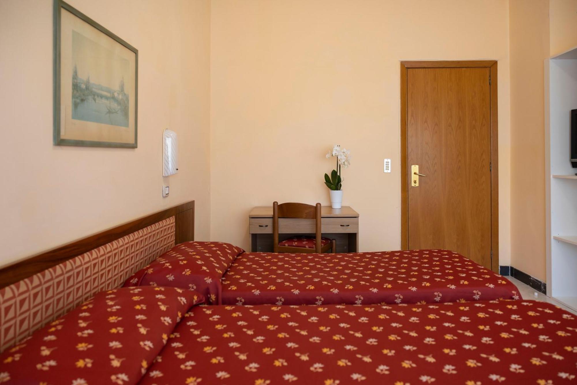 Hotel Villa Margherita Ladispoli Room photo